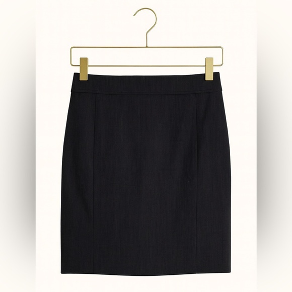 Loft Dark Grey Pencil Skirt Size 6 | Classic Back Slit Office to Evening - Picture 1 of 2